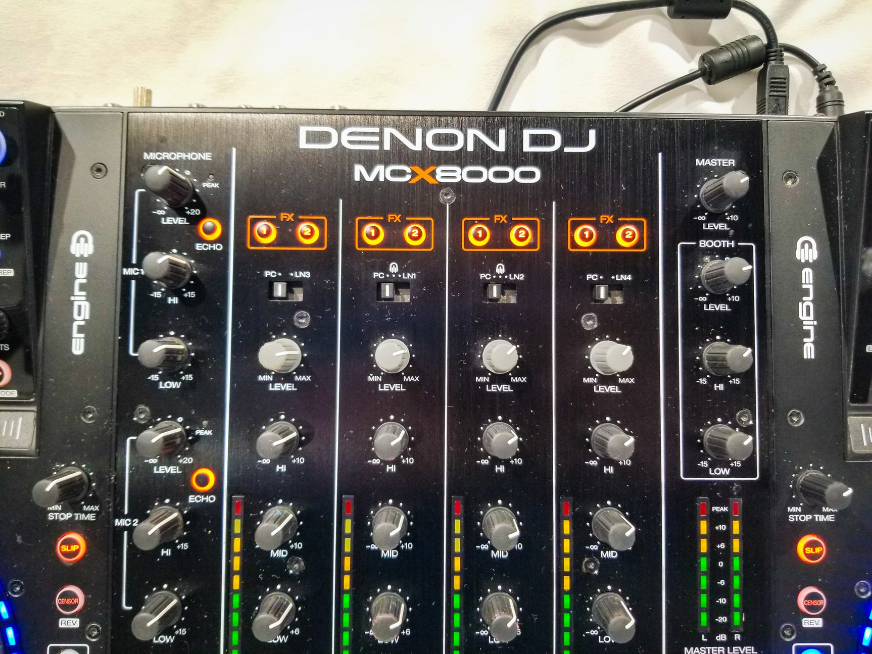 Denon MCX 8000