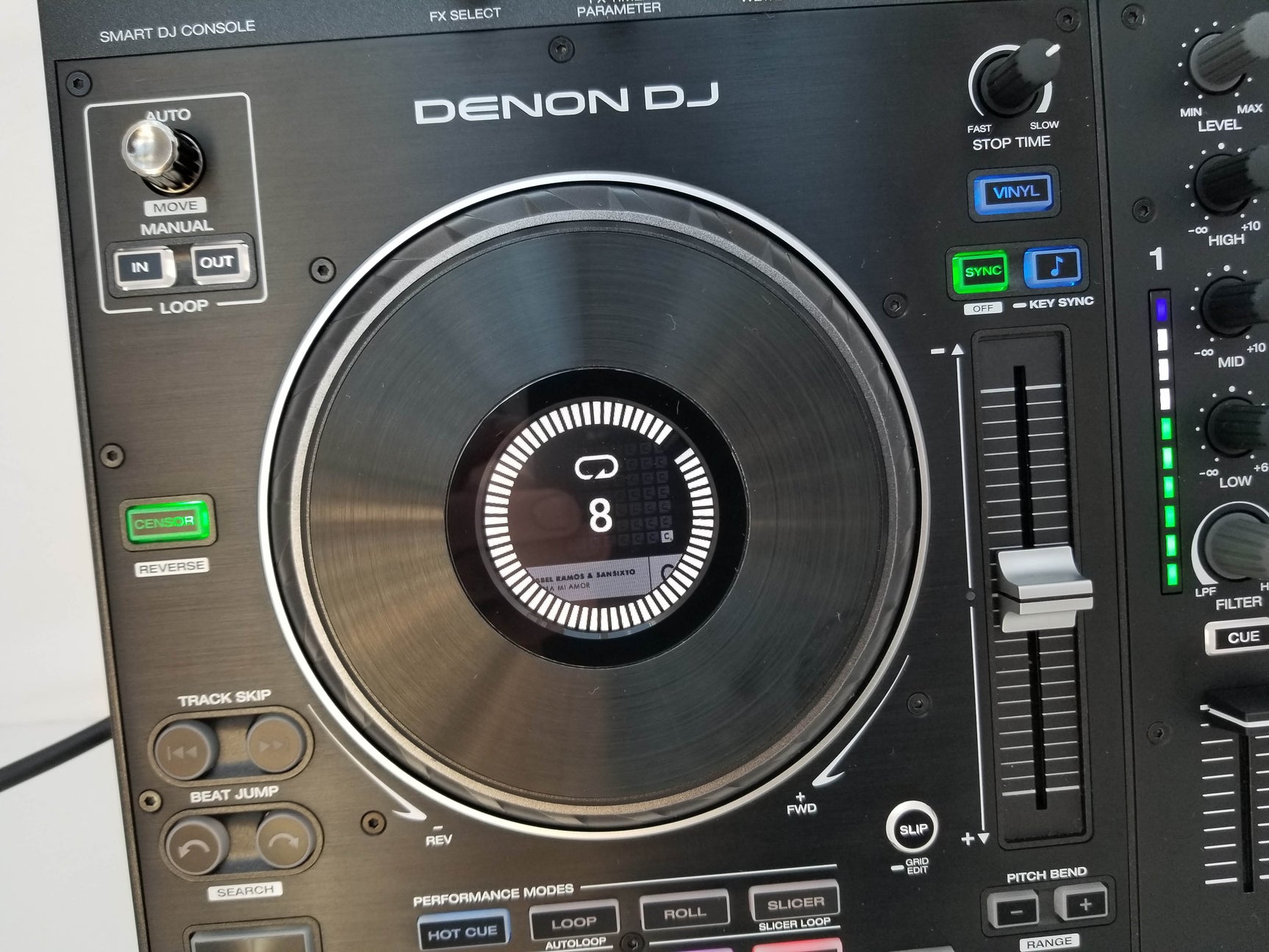 Denon DJ Prime 2 - 2 Deck Standalone DJ 7-inch Touchscreen + Deck Cover