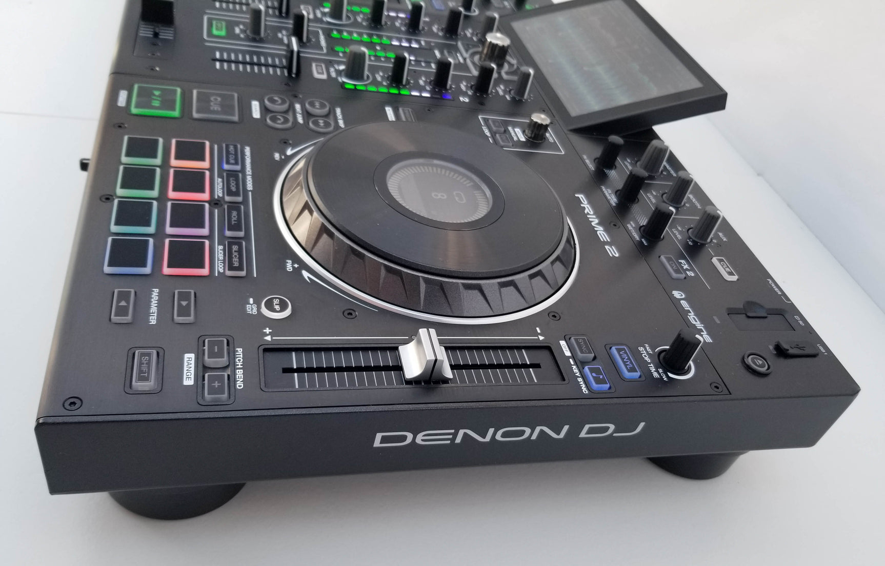 Denon DJ Prime 2 - 2 Deck Standalone DJ 7-inch Touchscreen + Deck Cover