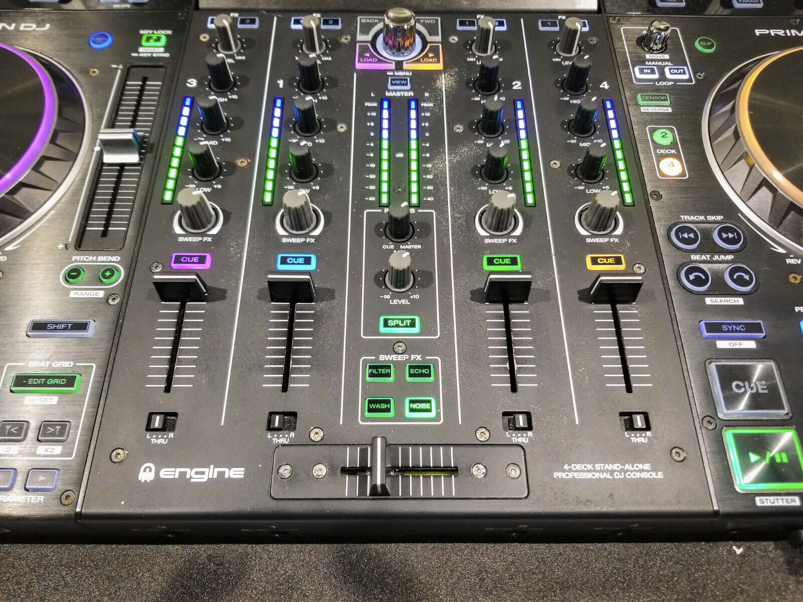 DENON PRIME 4  STANDALONE 4 CHANNEL DJ  CONTROLLER 