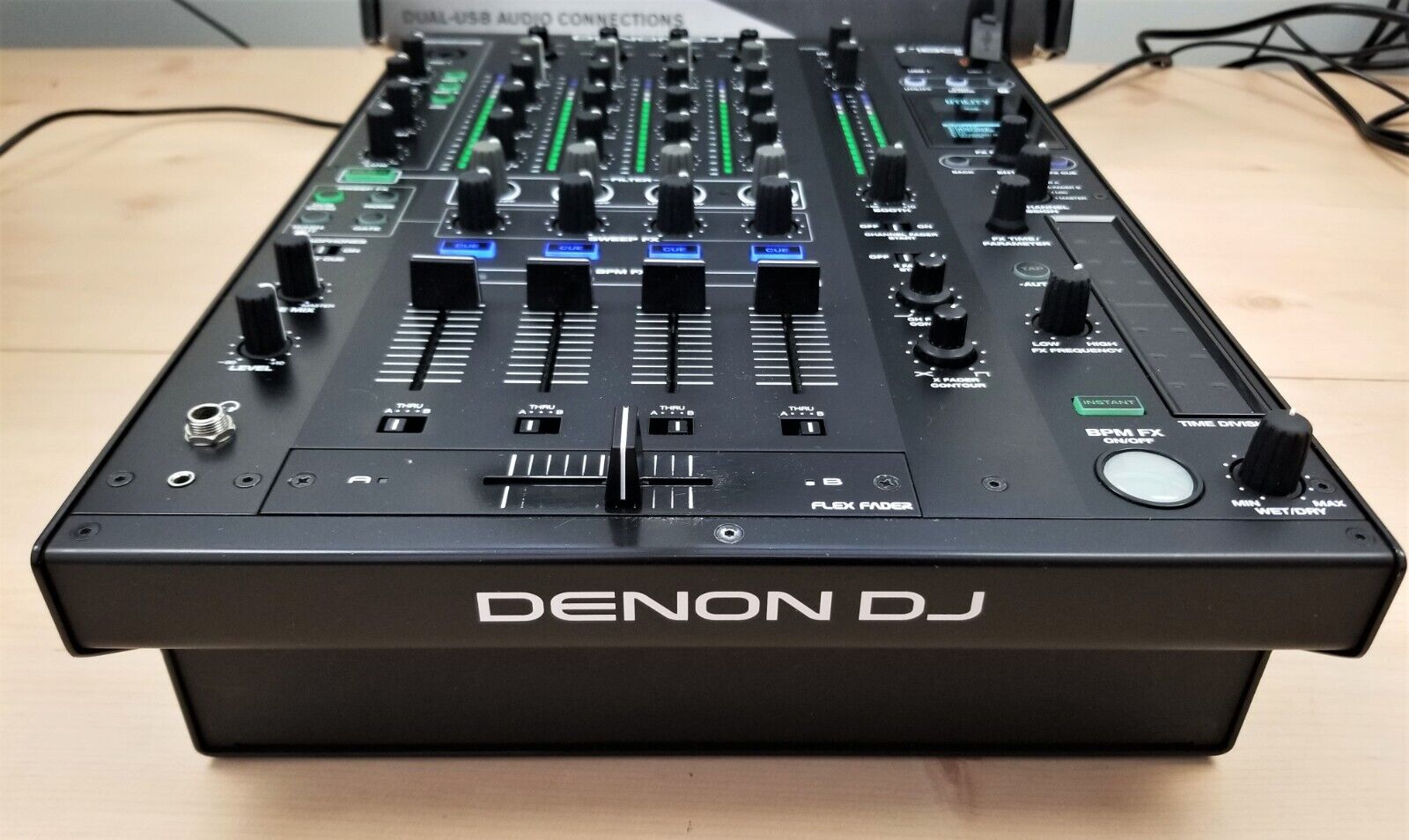 Denon DJ X1800