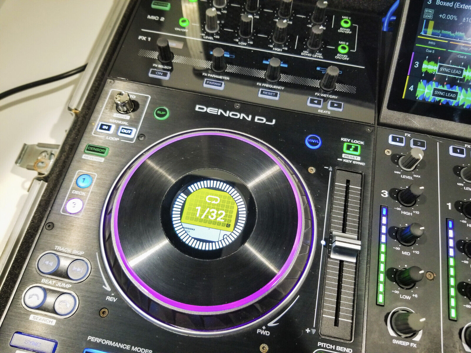 DENON PRIME 4  STANDALONE 4 CHANNEL DJ  CONTROLLER 