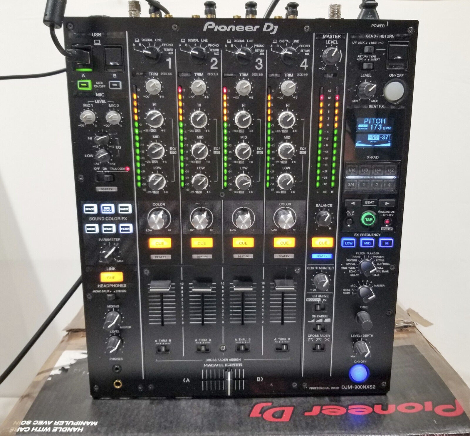 DJM 900 NXS2